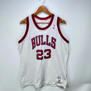 Vintage 80s Chicago Bulls Michael Jordan NBA Jersey XL 23